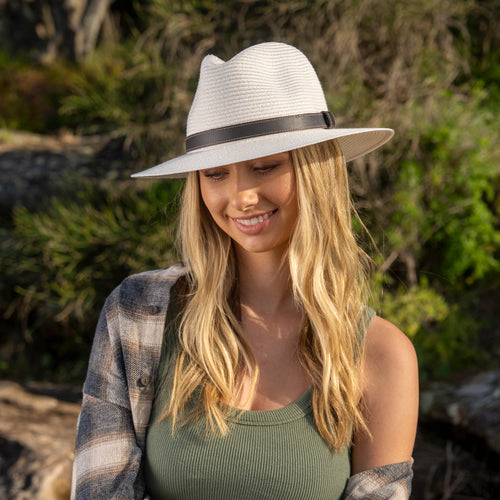 AP004 IVORY - STONEY CREEK FEDORA AP004 / Ivory / XS -54cm