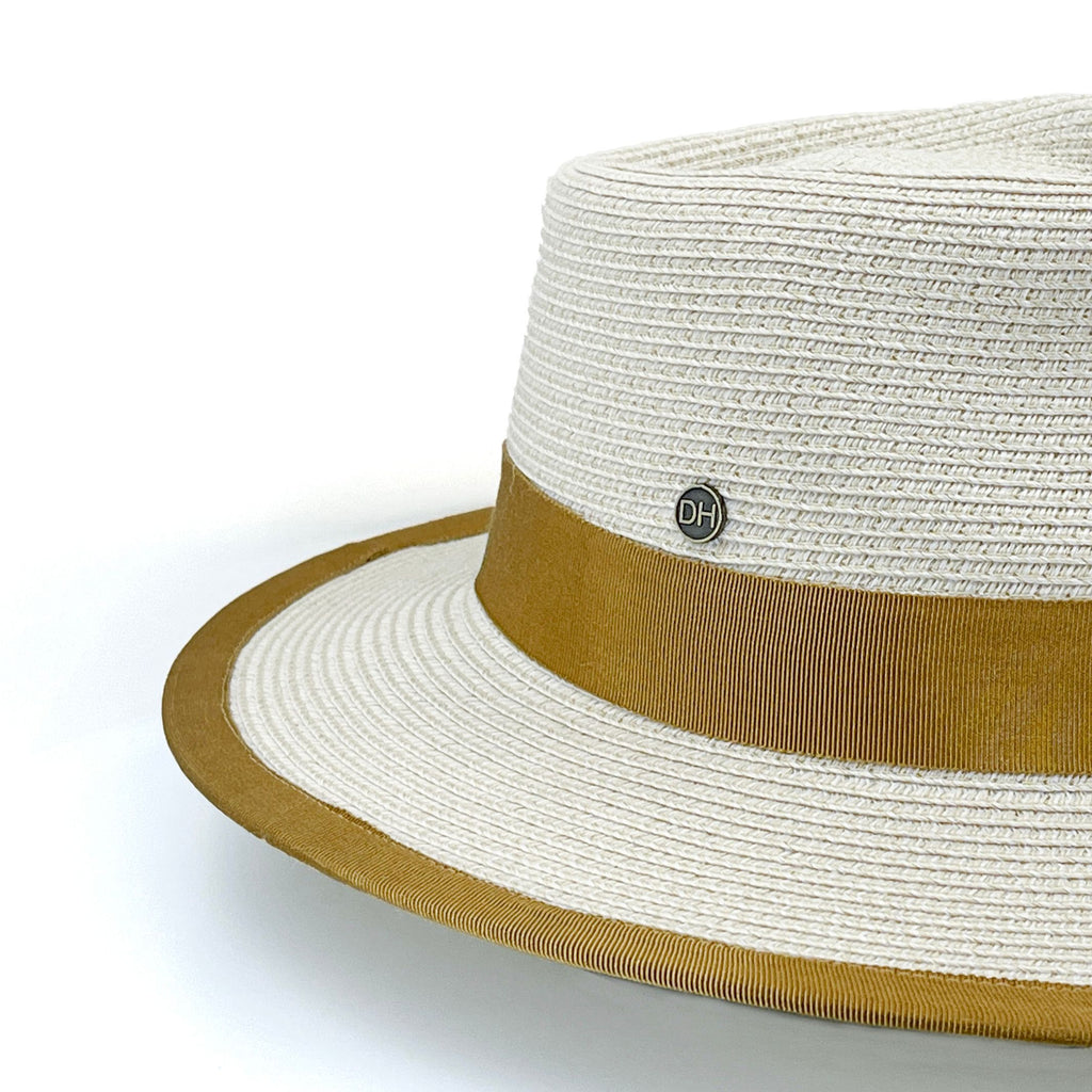 DH070 BEIGE/CARAMEL - BOSTON FEDORA DH070 / Beige/Caramel / M/L (58cm) Can be adjusted down 3cm