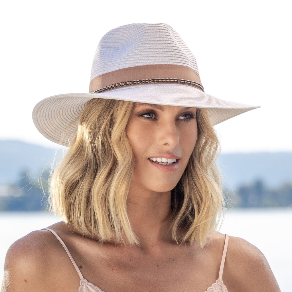 TM599 IVORY/NUTMEG - BAHAMA FEDORA TM599 / Ivory/Nutmeg / L/XL (60cm) Can be adjusted down 3cm