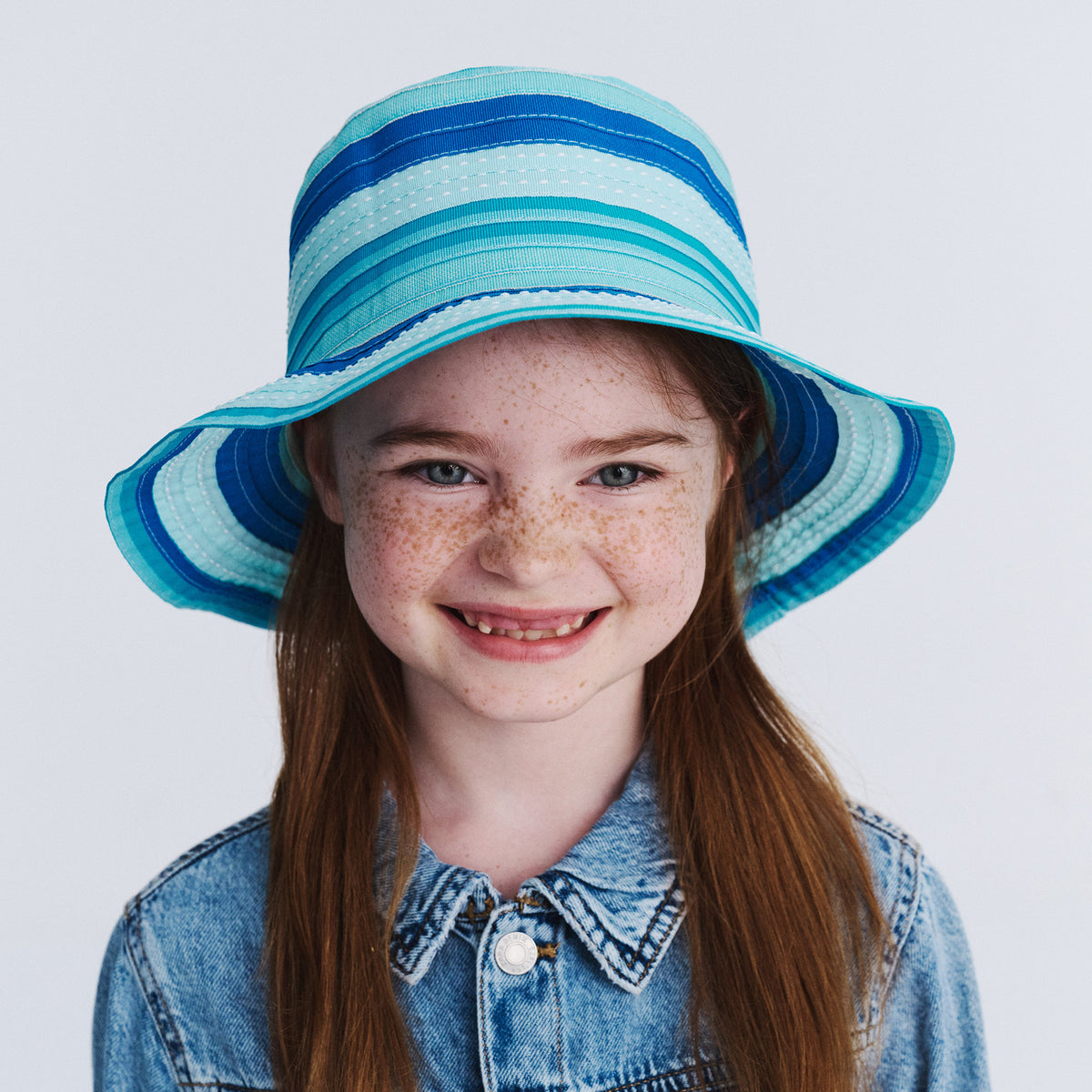 Chloe Bucket - Blues