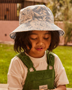 Wade Bucket - Blue and White